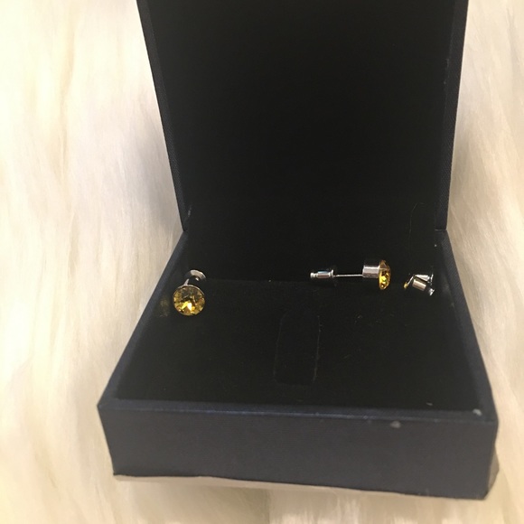 NWT!!! Yellow Stud Earrings - Picture 2 of 5